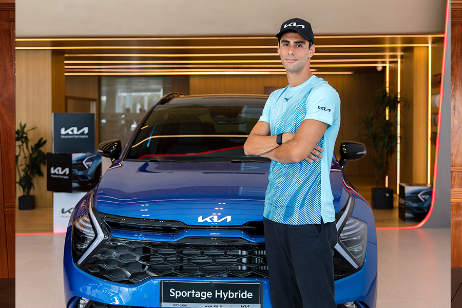 Kia appuie le Tennis Tunisien en sponsorisant Aziz Dougaz au  Kia Tunis Open 2025